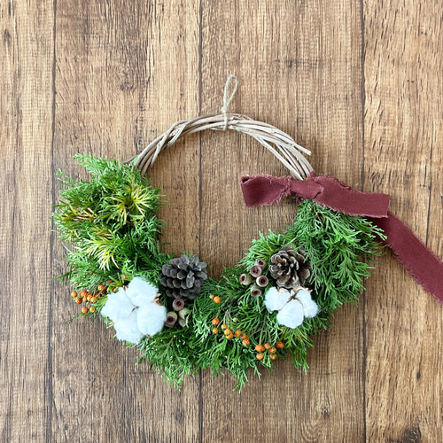 フレッシュ針葉樹のクリスマスリース ハーフリース ドライ