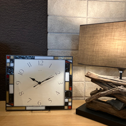 ステンドグラスの壁掛け時計 ALIM(茶)・受注制作 4枚目の画像