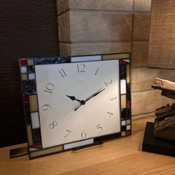 ステンドグラスの壁掛け時計 ALIM(茶)・受注制作 3枚目の画像