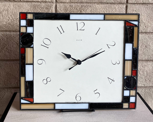 ステンドグラスの壁掛け時計 ALIM(茶)・受注制作 掛け時計・置き時計