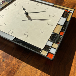 ステンドグラスの壁掛け時計 ALIM(茶)・受注制作 11枚目の画像
