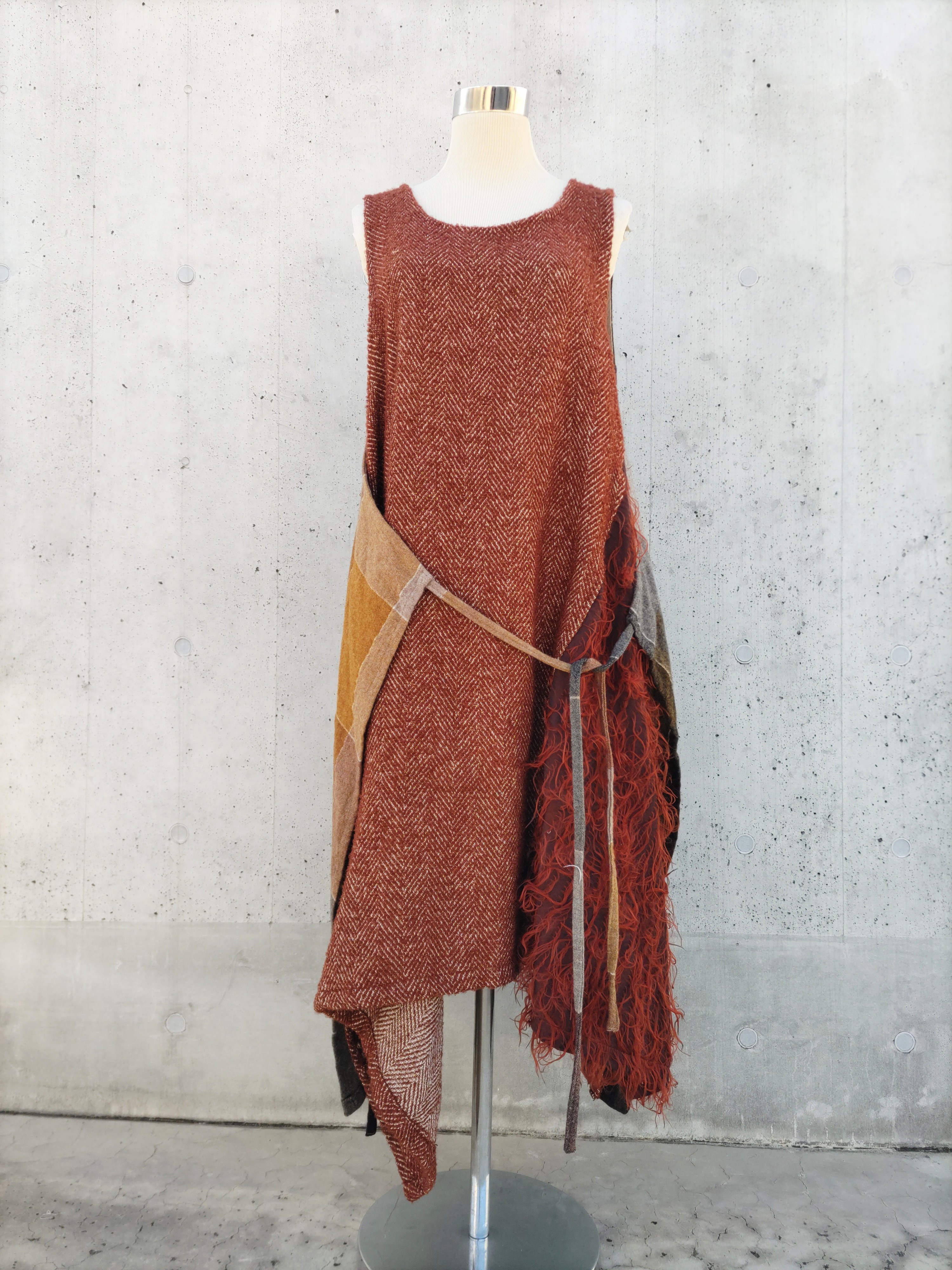 唯一無二1点マス見本とフリンジワンピース　前後着れる4way以上着回し　1点物