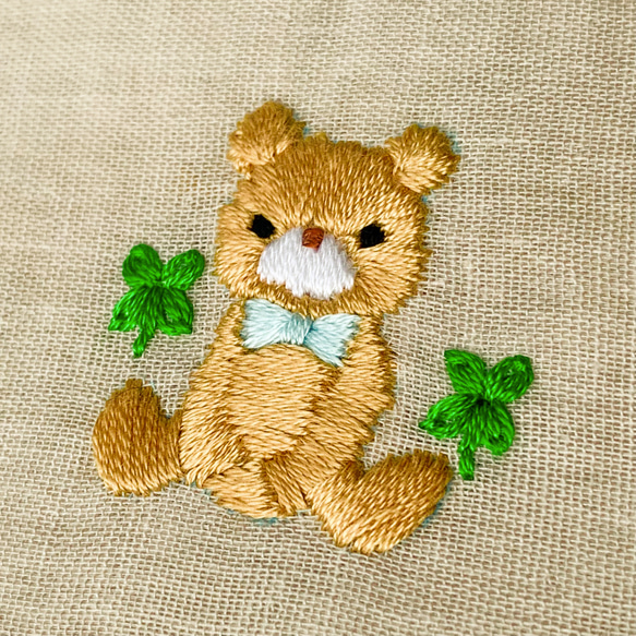 【ハンドメイド刺繍スタイ】くまさんスタイ(ベージュ)⸒⸒ 3枚目の画像