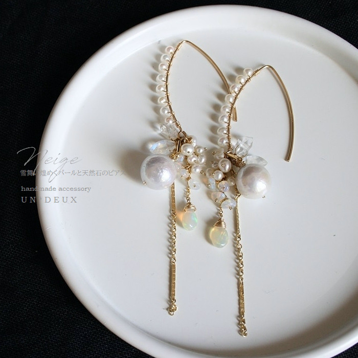 パールと天然石のピアス｜Neige