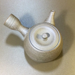 手作りの陶器　焼き〆急須　　CB–1 3枚目の画像