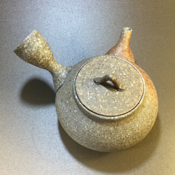 手作りの陶器　焼き〆急須  A–1 3枚目の画像