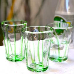 カラフルひとくちグラス【グリーン】　～ペルシャの手吹きガラス～ 2枚目の画像
