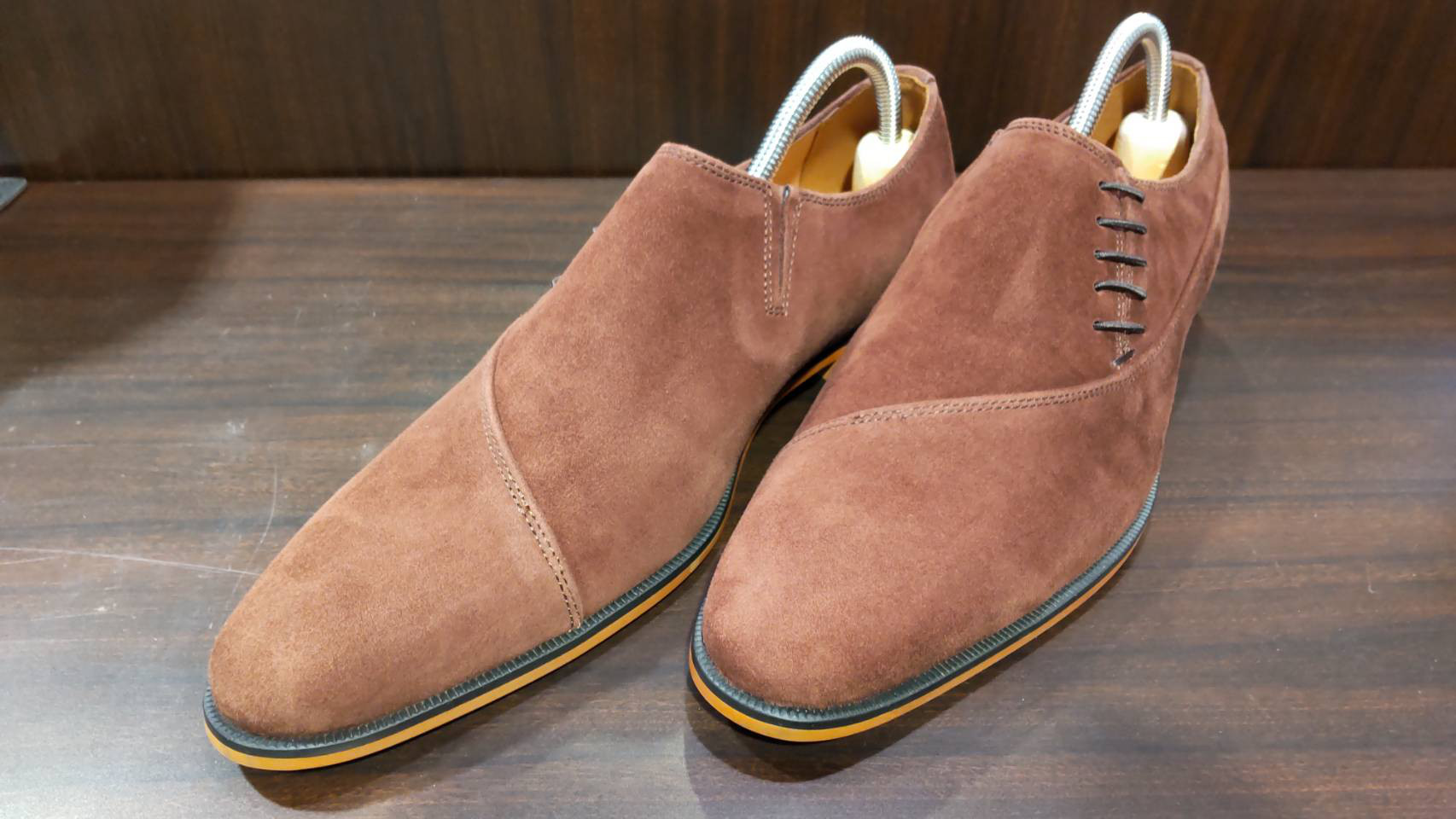 牛革スウェード　ドレスシューズ　サイドレース　ブラウン