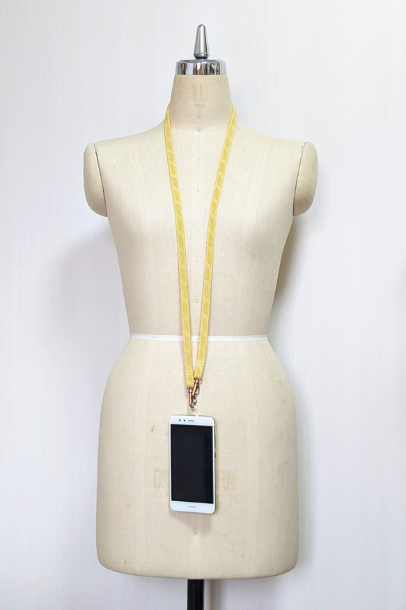 和服翻版 智慧型手機肩帶和智慧型手機帶由 obijime 製成 第6張的照片