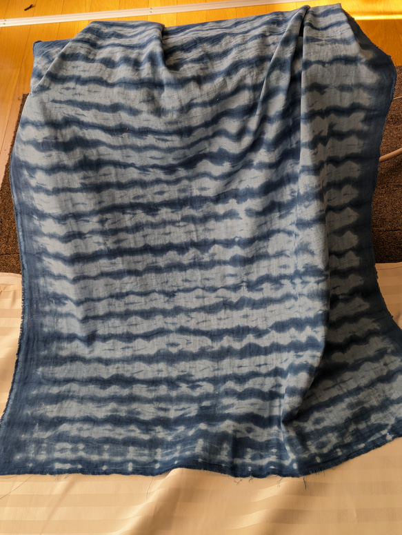 正藍染 シングルガーゼマルチ藍布(グラデーション) 正藍染 シングルガーゼマルチ藍布(グラデーション)