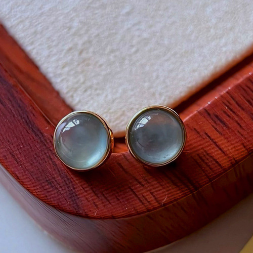 23-11 受注製作 高氷種 k18金 ピアス グアテマラ産 天然 本翡翠 爪留め