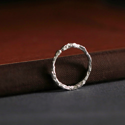 不規則な小枝の棒の文学様式の純銀製の S925 男女の開いたリング 3枚目の画像
