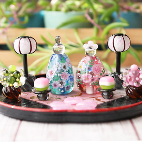 2025年ひな祭り とんぼ玉ひな人形 ガラスのミニチュア雛人形 その他
