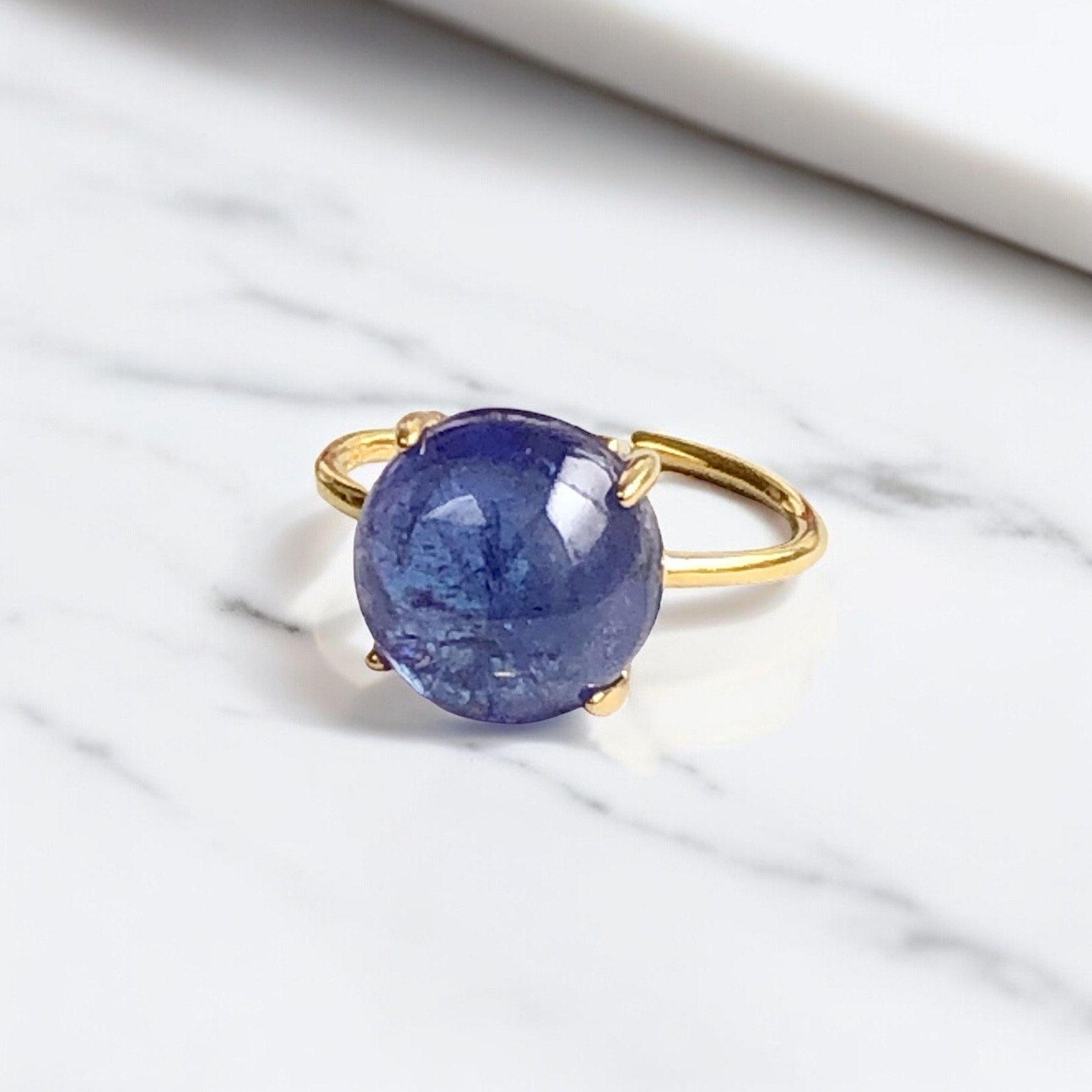 タンザナイトのリング　フリー　18KGP