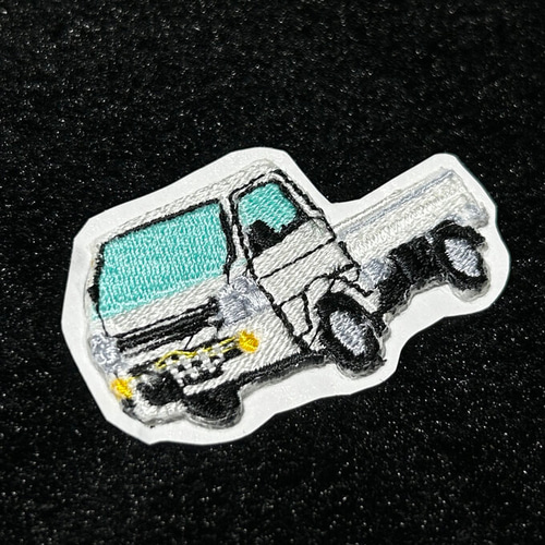 ☆刺繍シール／ステッカー ワッペン☆軽トラのワッペン 小サイズ