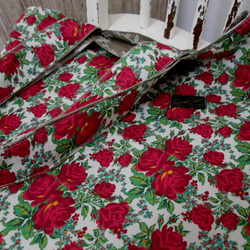 リバティ　アリエリアブロッソ　ガーネットルージュのバラとミントグリーンリーフのフラットトートバッグ 9枚目の画像