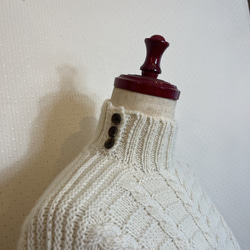 ［送料無料］生成り手編みガンジーシームレスセーター 2枚目の画像
