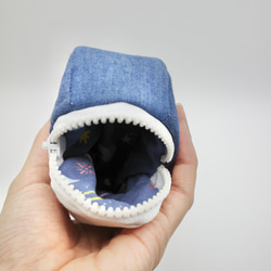 mini Whale Pouch (Dark Blue) 食いしん坊くじら小物入れ 6枚目の画像