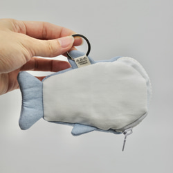 mini Whale Pouch (Light Blue) 食いしん坊くじら小物入れ 5枚目の画像