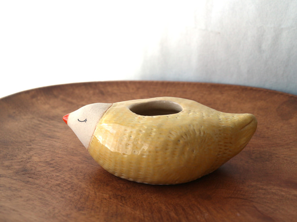 陶器で作った とりの花入れ B　( 黄色 ) 3枚目の画像