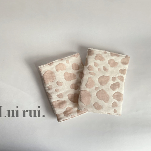 ◎生地選べます◎抱っこ紐 よだれカバー サッキングパッド kippis生地