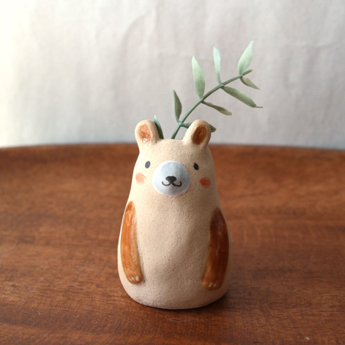 陶器で作った 森の仲間 花入れ ( うさぎ・くま・パンダ) 一輪挿し