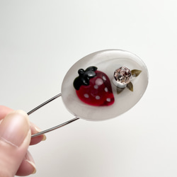 strawberry brooch  -fruit selection- 2枚目の画像