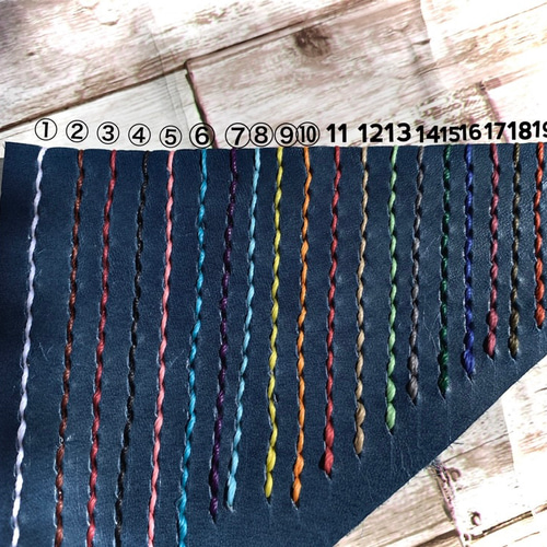 2枚ポケット付き 栃木レザーiPhoneケース ネイビー×レッド×キャメル