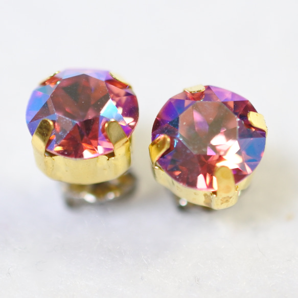 施華洛世奇閃光效果水鑽耳環（8 毫米，玫瑰色閃光，鈦耳環） 第1張的照片