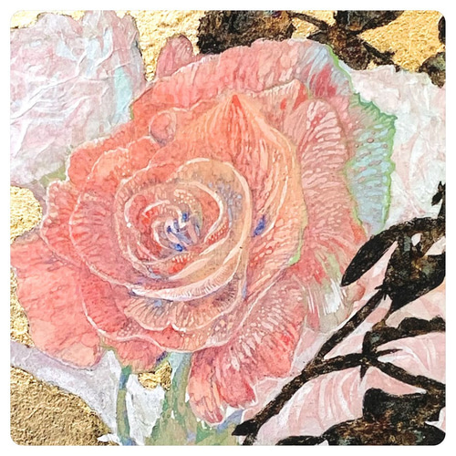 金箔が煌びやかな薔薇のアート｜華やかな金箔の輝きと、繊細なバラが