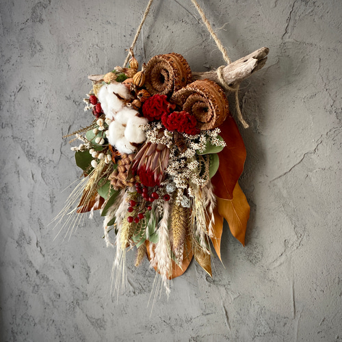 フラワータペストリーアンティークカラードライフラワーリース