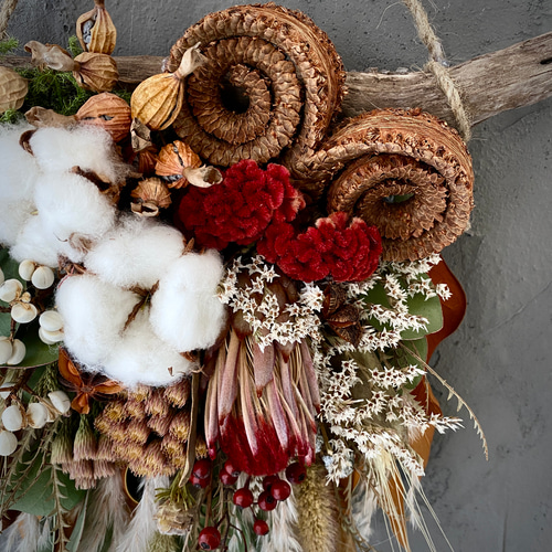 フラワータペストリーアンティークカラードライフラワーリース