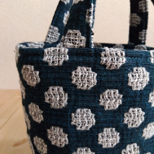 秋冬のドット柄 ころんと超ミニトートバッグ 小さめ ネイビー 560