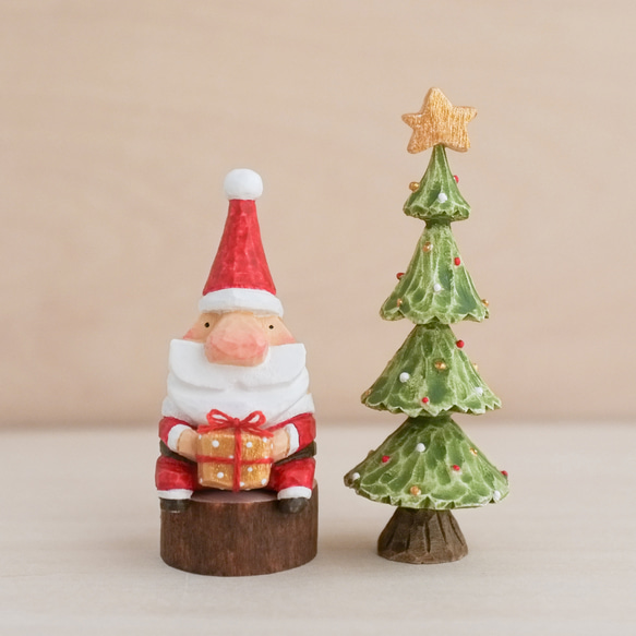 北欧  インテリア　木製【トントゥの クリスマス プレゼント】　木彫り　置物　 北欧雑貨  記念日　贈り物 1枚目の画像