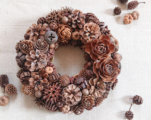 autumn harvest スパイス香る木の実の小さなリース 15~16cm
