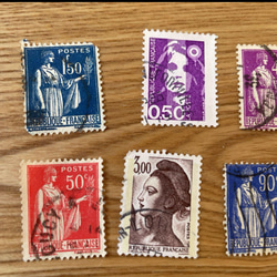 【フランス古切手】フランスの切手　小サイズ　10枚セット 3枚目の画像