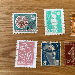 【フランス古切手】フランスの切手　小サイズ　10枚セット 2枚目の画像