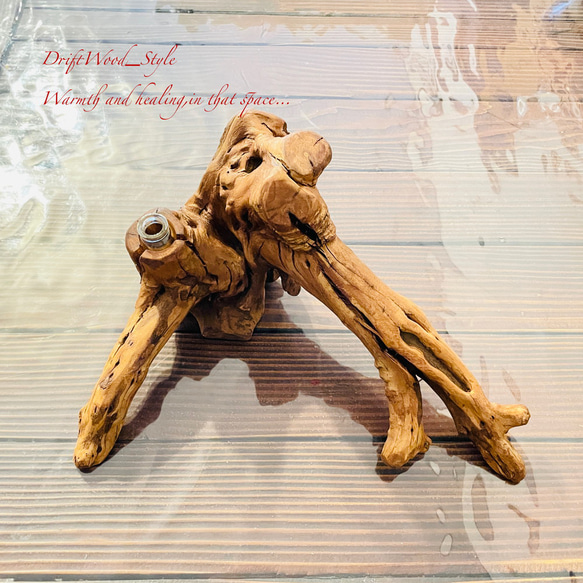 流木インテリア 芸術的な造形の流木の一輪挿し 植物や小物を置いて飾れる置物 天然流木 木材 癒し 7枚目の画像