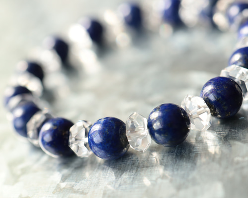 ☆古代より世界中で愛された石☆…☆ラピスラズリ：9ミリ＆水晶