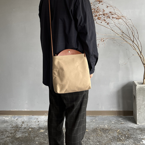 6号帆布とレザーのベージュ色サコッシュデラックスショルダーバッグ