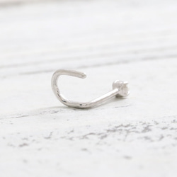 14K金 ゴールド Cz, MOISSANI, ダイヤモンド 鼻ピアス ノーズピアス ス タッド 孔 ネジ穴 ピアス 8枚目の画像