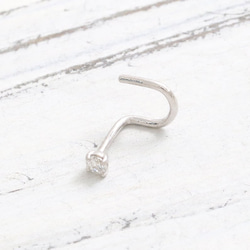 14K金 ゴールド Cz, MOISSANI, ダイヤモンド 鼻ピアス ノーズピアス ス タッド 孔 ネジ穴 ピアス 7枚目の画像