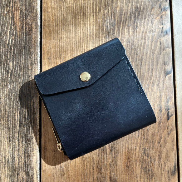 財布 2つ折り 薄型 コンパクト 本革 牛革 キャッシュレス　ブラック 1枚目の画像