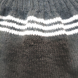 黒×グレーボーダーの腹巻付き毛糸のパンツ 3枚目の画像