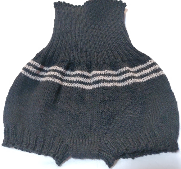 黒×グレーボーダーの腹巻付き毛糸のパンツ 1枚目の画像