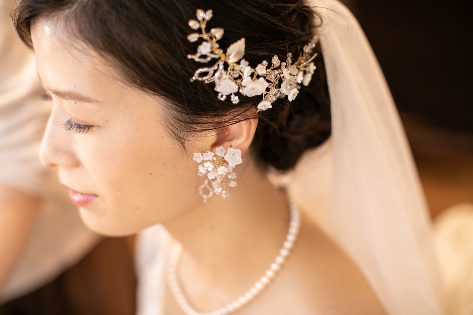 ベルフラワーのヘッドドレス コーム フラワー ヘッドドレスヘッドピース 結婚式 ウェディング