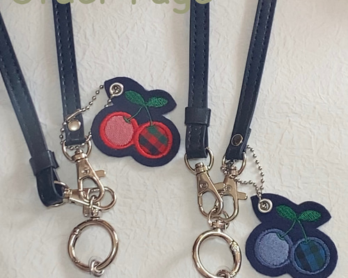 ファミリア♡ショルダーストラップ　青チェック♡カラビナ ファミリア ショルダーストラップ 青系ファミリアチェック