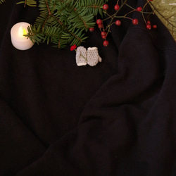 【December 13】クリスマスミトンのブローチ<ライトベージュ×ポインセチア> 8枚目の画像