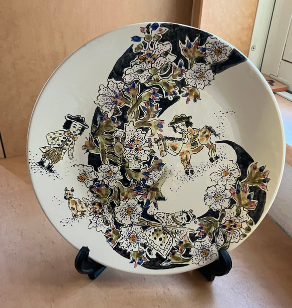 《送料無料》アトリエターコの飾り皿「黒紋様HENBITO」 4枚目の画像