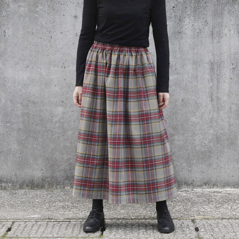【 即納 】タータンチェック ロングスカート（グレー×ローズレッド）灰色 チェック 起毛
